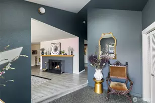 604 Tamarack Ave, Everett, WA 98203 - Photo 2