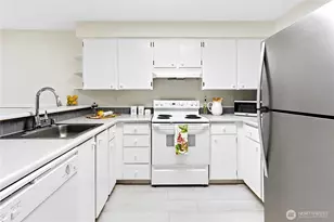 25005 98th Pl S, Kent, WA 98030 - Photo 4