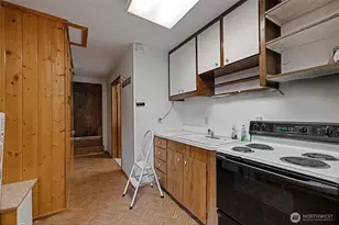 11413 501st St E, Eatonville, WA 98328 - Photo 14