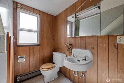 11413 501st Street E, Eatonville, WA 98328 - Photo 8