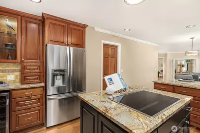 2521 227th Place NE, Sammamish, WA 98074 - Photo 18