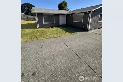 7139 S Tyler Street Ct, Tacoma, WA 98409 - Photo 2