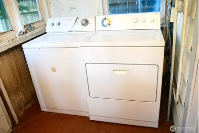 14040 Ashworth Avenue N, Seattle, WA 98133 - Photo 12