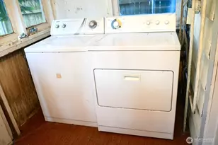 14040 Ashworth Ave N, Seattle, WA 98133 - Photo 12