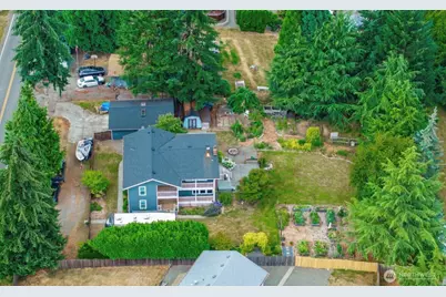 7815 W. Tapps Hwy E, Bonney Lake, WA 98391 - Photo 36