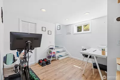 10038 13th Avenue NW, Seattle, WA 98177 - Photo 20