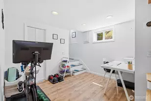 10038 13th Ave NW, Seattle, WA 98177 - Photo 20