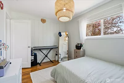 10038 13th Avenue NW, Seattle, WA 98177 - Photo 16