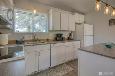 998 Point Brown Avenue SE, Ocean Shores, WA 98569 - Photo 12