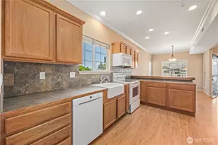 2109 W Terrace Ave, Chelan, WA 98816 - Photo 14