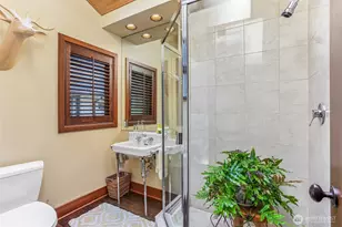 340 NW 137th St, Seattle, WA 98177 - Photo 16