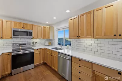 1263 Pilchuck Drive, Fox Island, WA 98333 - Photo 12