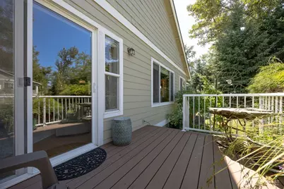 1342 Whatcom St, Bellingham, WA 98229 - Photo 32