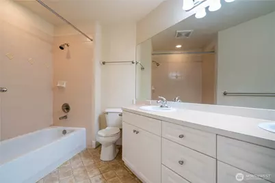 23829 SE 2nd Place, Sammamish, WA 98074 - Photo 24