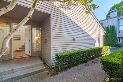 7250 NE Old Redmond Road #D115, Redmond, WA 98052 - Photo 2