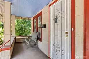 2706 S Judkins St, Seattle, WA 98144 - Photo 2