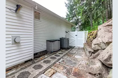 5610 W 61st Avenue, University Place, WA 98467 - Photo 34