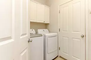 5610 W 61st Ave, University Place, WA 98467 - Photo 16