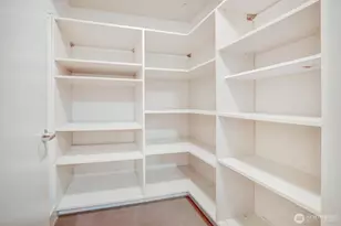 1550 Eastlake Ave E, Seattle, WA 98102 - Photo 18