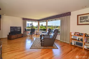 425 SW 183rd St, Normandy Park, WA 98166 - Photo 18
