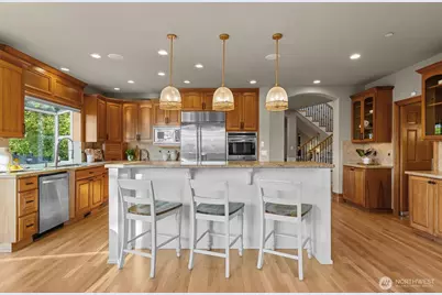 14716 SE 83rd Place, Newcastle, WA 98059 - Photo 8