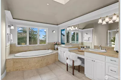 14716 SE 83rd Place, Newcastle, WA 98059 - Photo 20