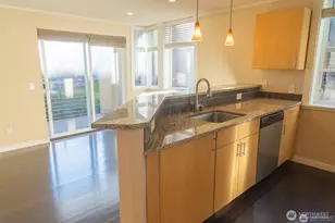 626 4th Ave W, Seattle, WA 98119 - Photo 14