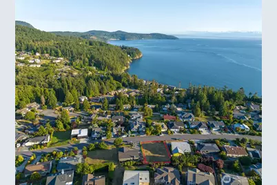 4512 Queen Ann Way, Anacortes, WA 98221 - Photo 14