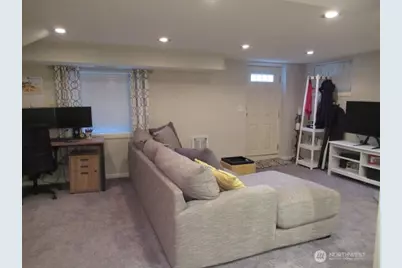 4725 35th Avenue SW #B, Seattle, WA 98126 - Photo 12