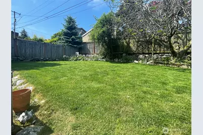 4725 35th Avenue SW #B, Seattle, WA 98126 - Photo 16