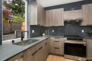 4217 S Findlay St, Seattle, WA 98118 - Photo 12
