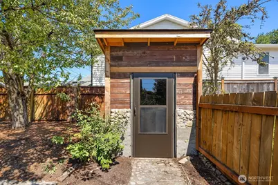 2502 NE 68th Street, Seattle, WA 98115 - Photo 30