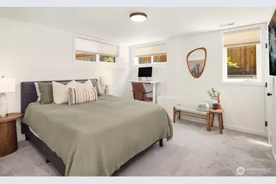 2502 NE 68th Street, Seattle, WA 98115 - Photo 24