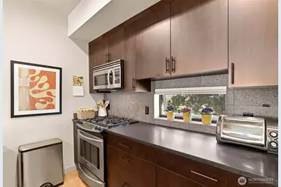 4923 39th Avenue S, Seattle, WA 98118 - Photo 14