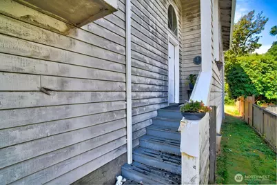 10245 42nd Avenue SW, Seattle, WA 98146 - Photo 6