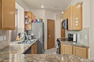 12607 64th Ave E, Puyallup, WA 98373 - Photo 24