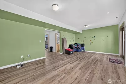 18318 13th Avenue Ct E, Spanaway, WA 98387 - Photo 24