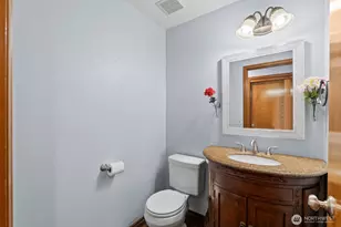 131 146th St SW, Lynnwood, WA 98087 - Photo 16