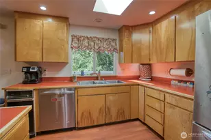 3530 71st Ave W, University Place, WA 98466 - Photo 16