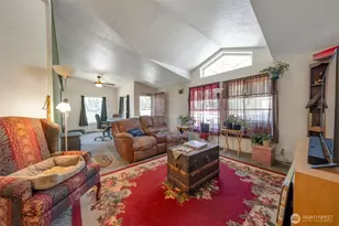 15503 Cedar Park Road SE, Olalla, WA 98359 - Photo 10