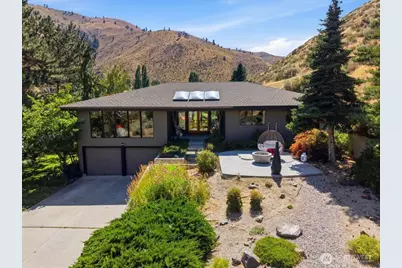 1030 Canyonside Road, Wenatchee, WA 98801 - Photo 1