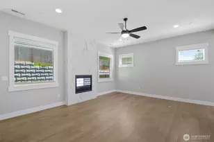 3829 95th Ave E, Edgewood, WA 98371 - Photo 6