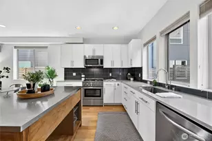 4222 Linden Ave N, Seattle, WA 98103 - Photo 10