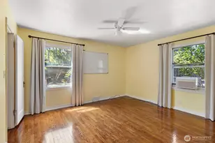 2425 N Wycoff Ave, Bremerton, WA 98312 - Photo 16
