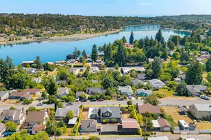 2425 N Wycoff Ave, Bremerton, WA 98312 - Photo 38