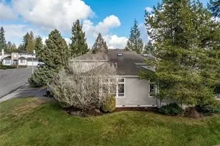 1704 Field Pl NE, Renton, WA 98059 - Photo 34