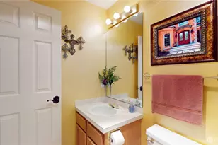 1704 Field Pl NE, Renton, WA 98059 - Photo 18