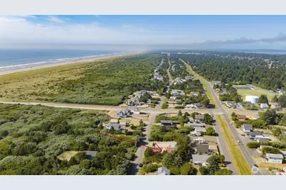 516 Sand Dune Avenue SW, Ocean Shores, WA 98569 - Photo 1