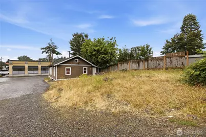 1210 S Union Avenue, Tacoma, WA 98405 - Photo 4