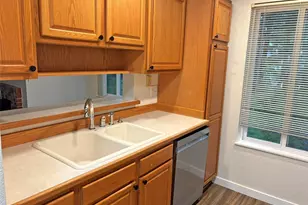 14415 NE 30th Pl, Bellevue, WA 98007 - Photo 6